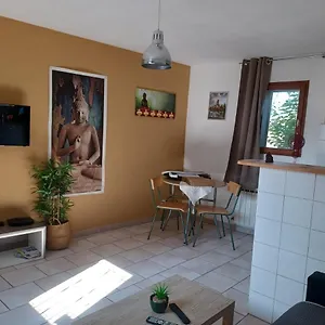  Apartment Jolie Petite Maison Idealement Situee France