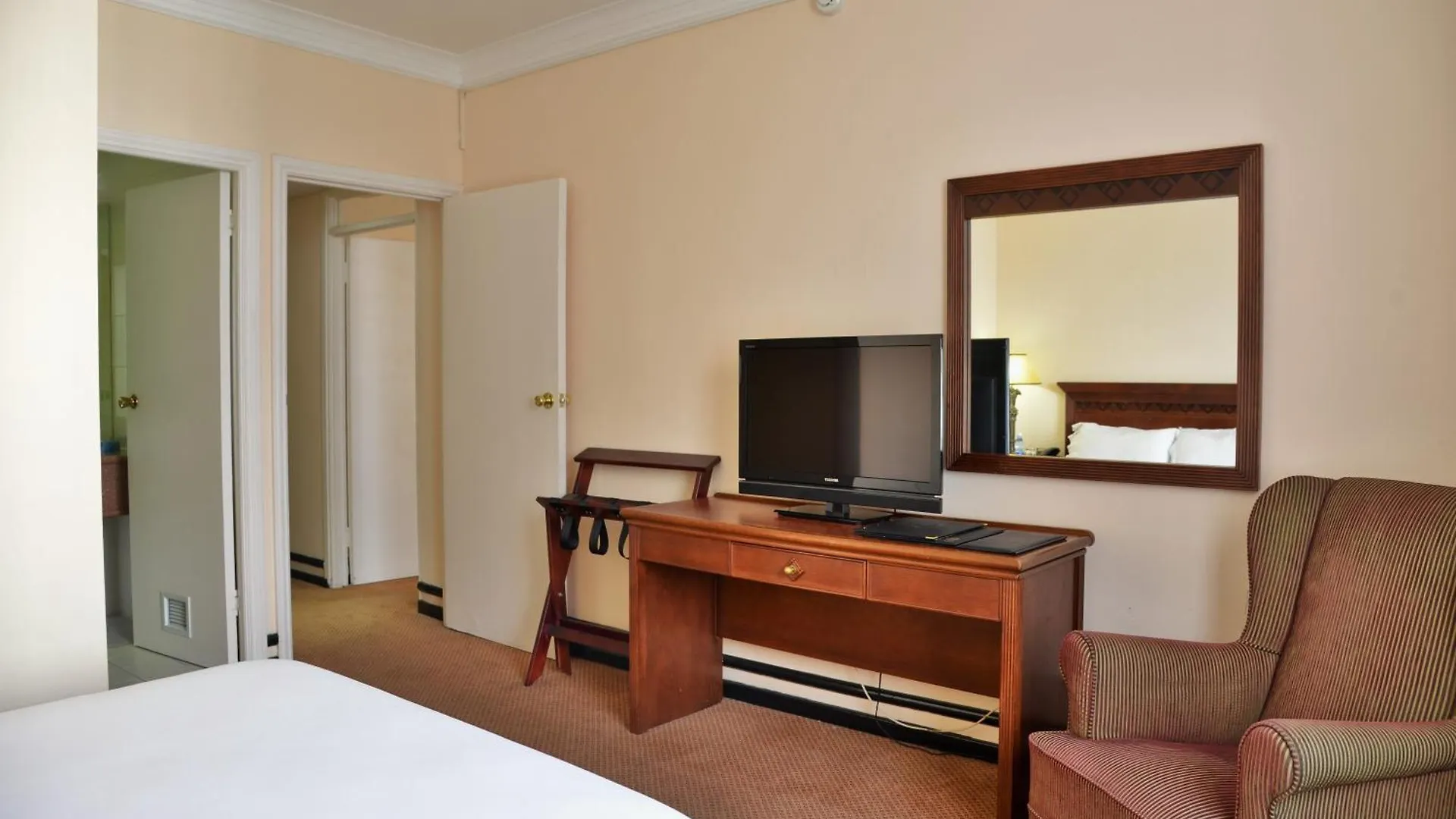 The Capetonian - Halal Hotel Cape Town